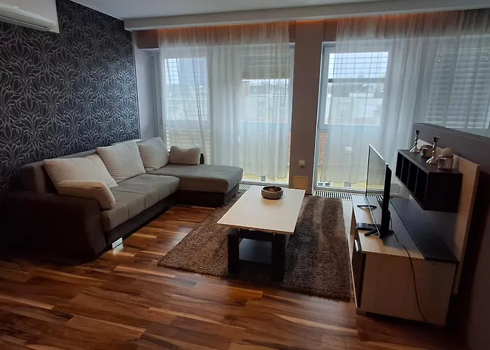 Lägenhet Unicorniselit Eger