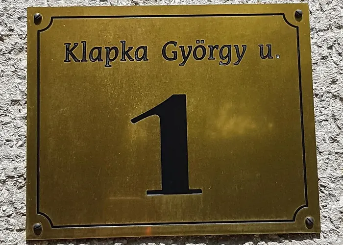 Unicorniselit Lägenhet Eger